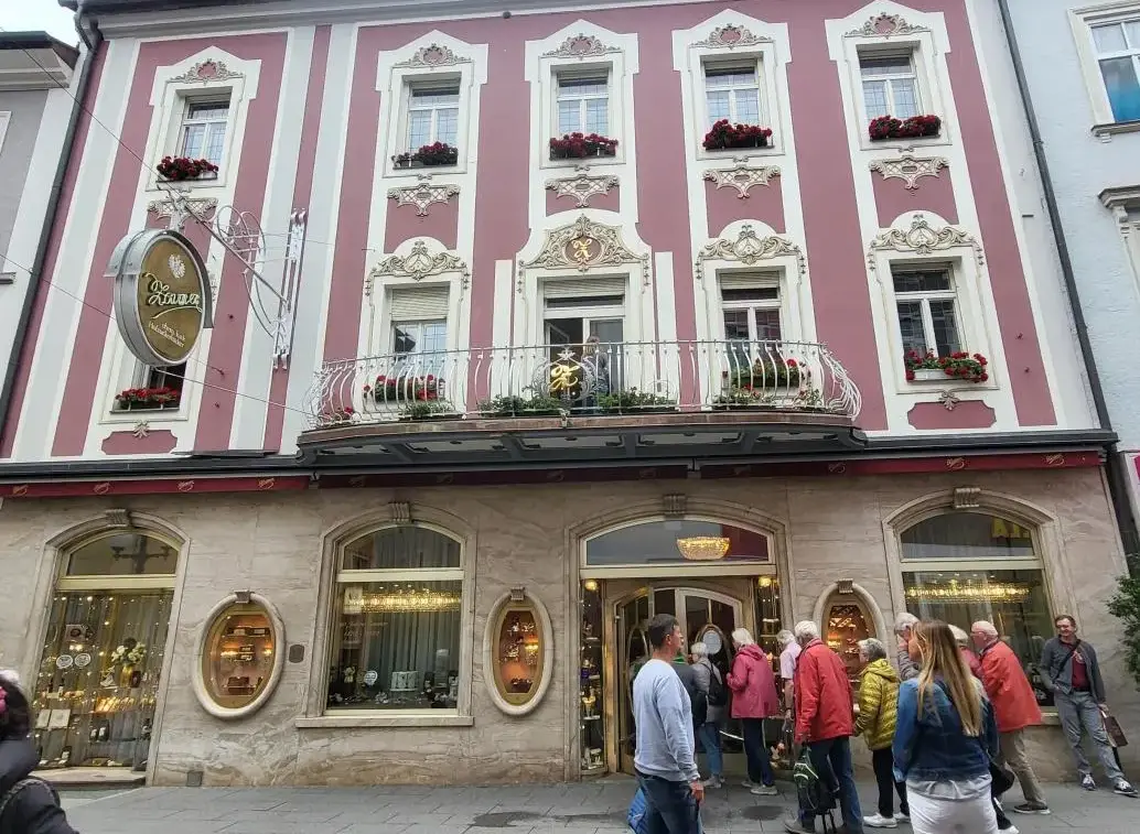 Café Zauner, one of the most important confectioneries and patisseries in Austria