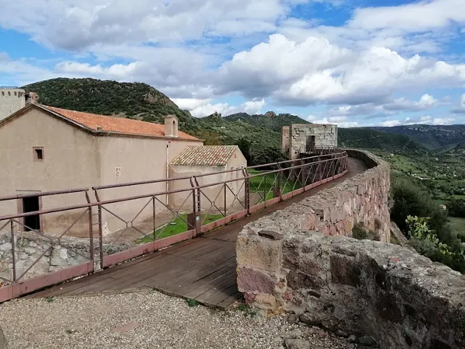 Nostra Signora Regnos Altos in Bosa