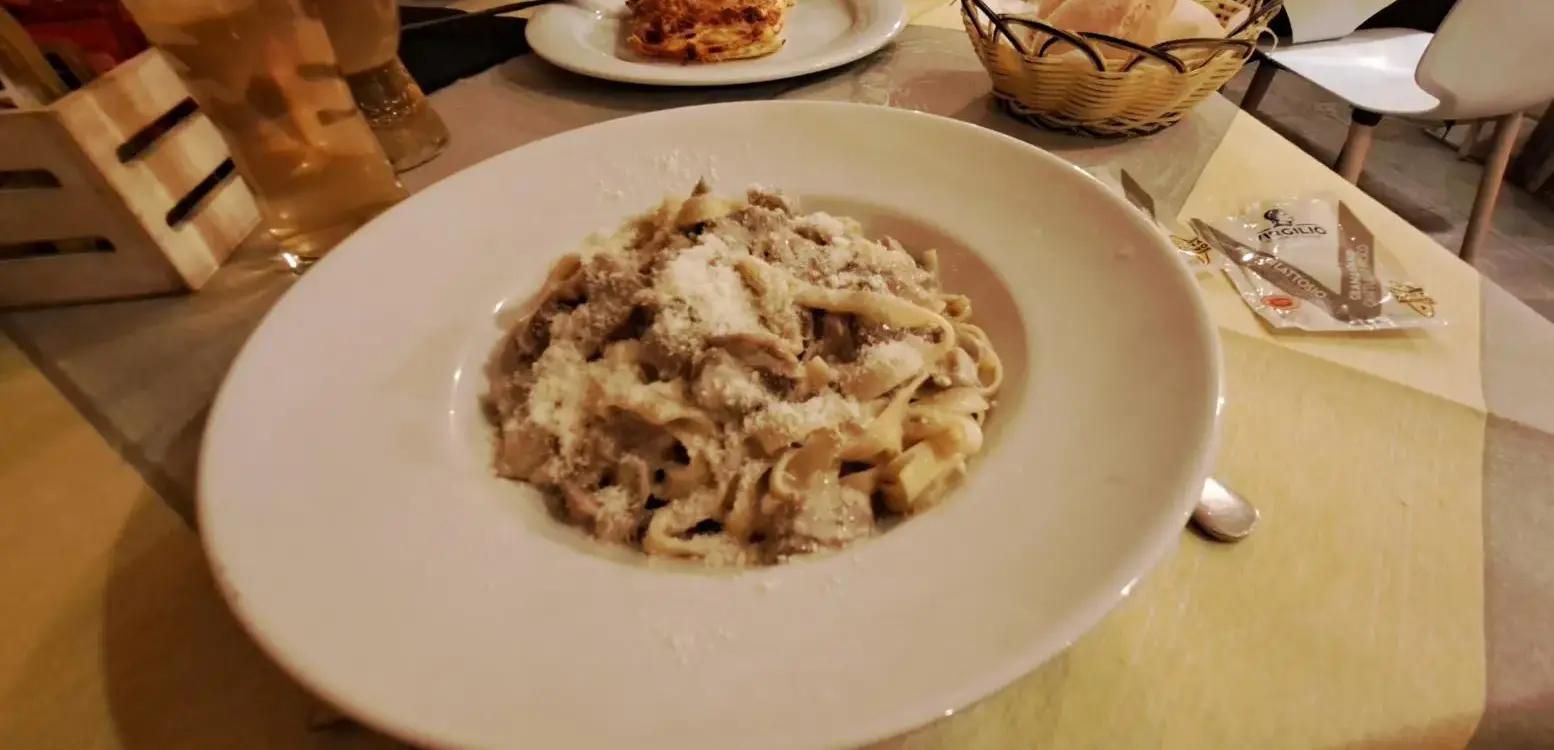 tagliatelle ai funghi porcini