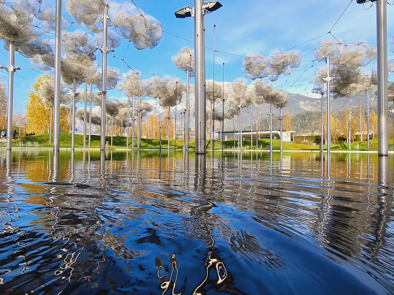 Crystal Cloud & Mirror Pool Swarovski Kristallwelten