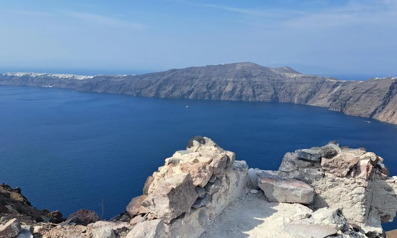 From Skaros to Oia, Santorini
