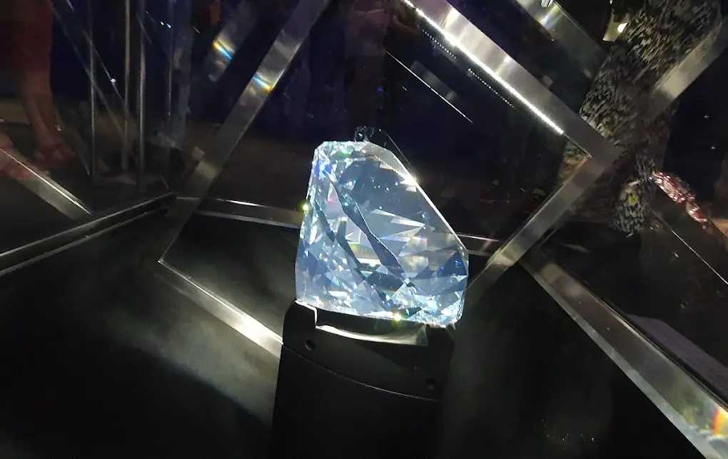 world's largest ever cut crystal, the Centenary, weighing 62 kg, with 310,000 carats