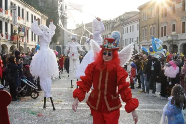 Venice Carnival 2024 street costumes